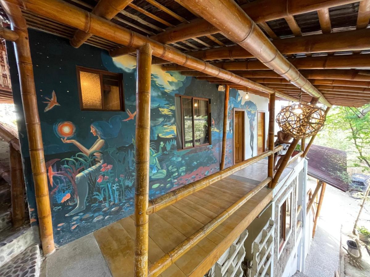 ホテル Punta Hills Montañita エクステリア 写真