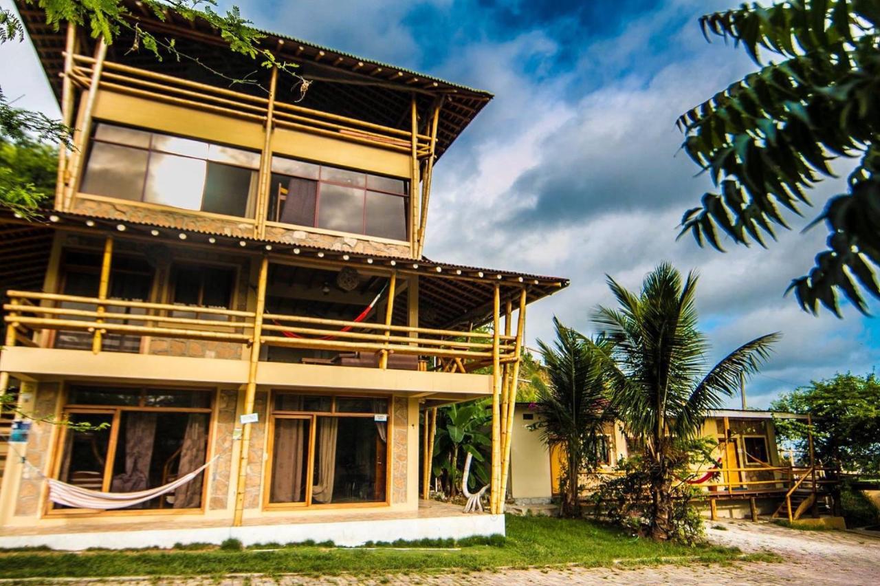 ホテル Punta Hills Montañita エクステリア 写真