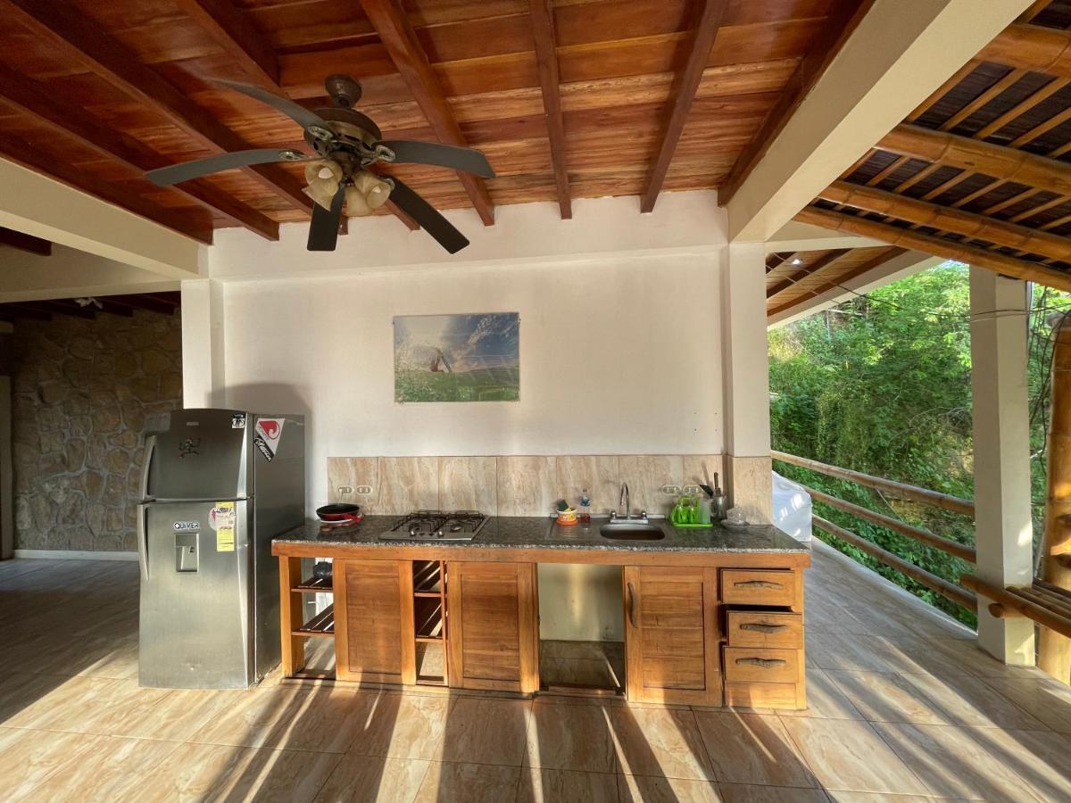 ホテル Punta Hills Montañita エクステリア 写真