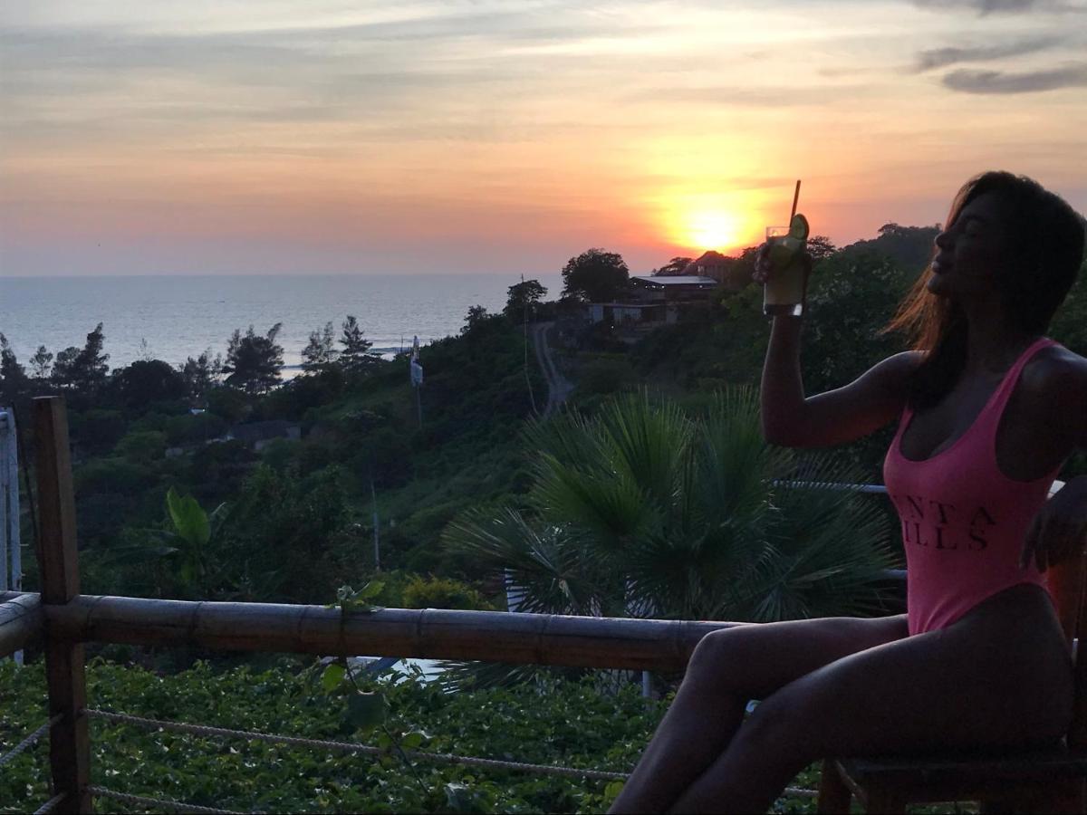 ホテル Punta Hills Montañita エクステリア 写真