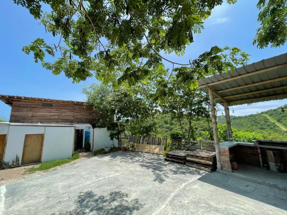 ホテル Punta Hills Montañita エクステリア 写真